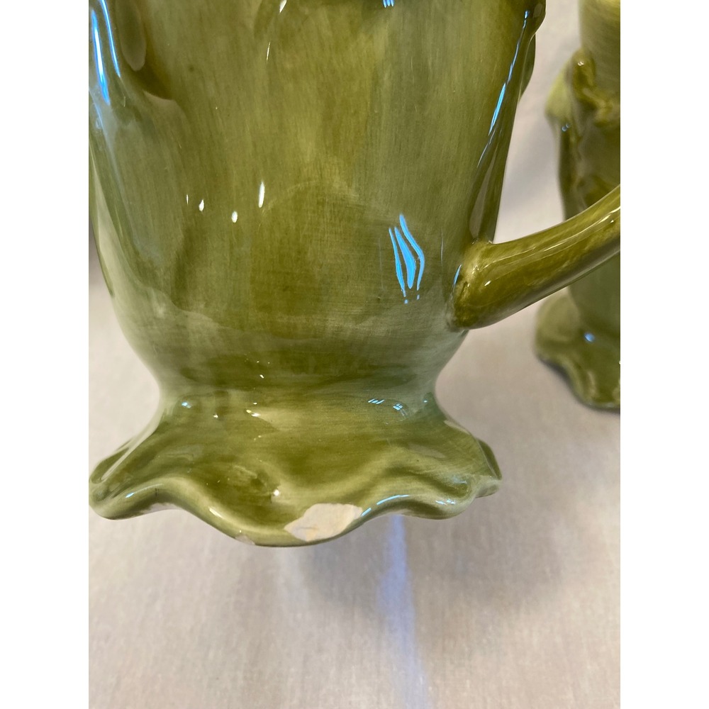 Roscher & Co Set of 3 Green Ceramic Footed Mugs Embossed Leaf Design - Picture 4 of 11